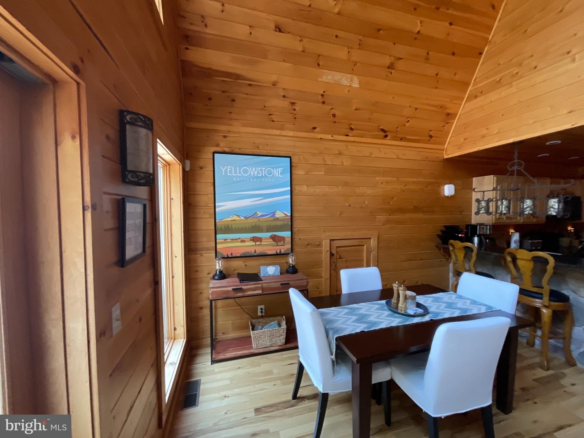 BLUFFS OF THE POTOMAC - Residential