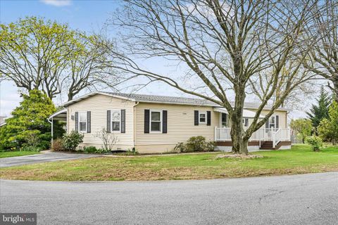 29 CAROL ANN DRIVE LEBANON PA 17046