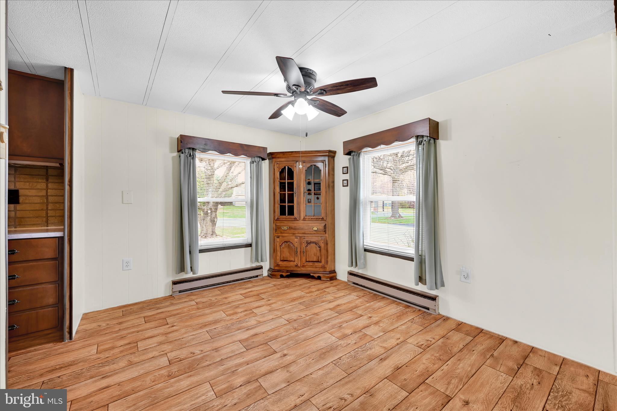 COUNTRYSIDE PARK - Residential