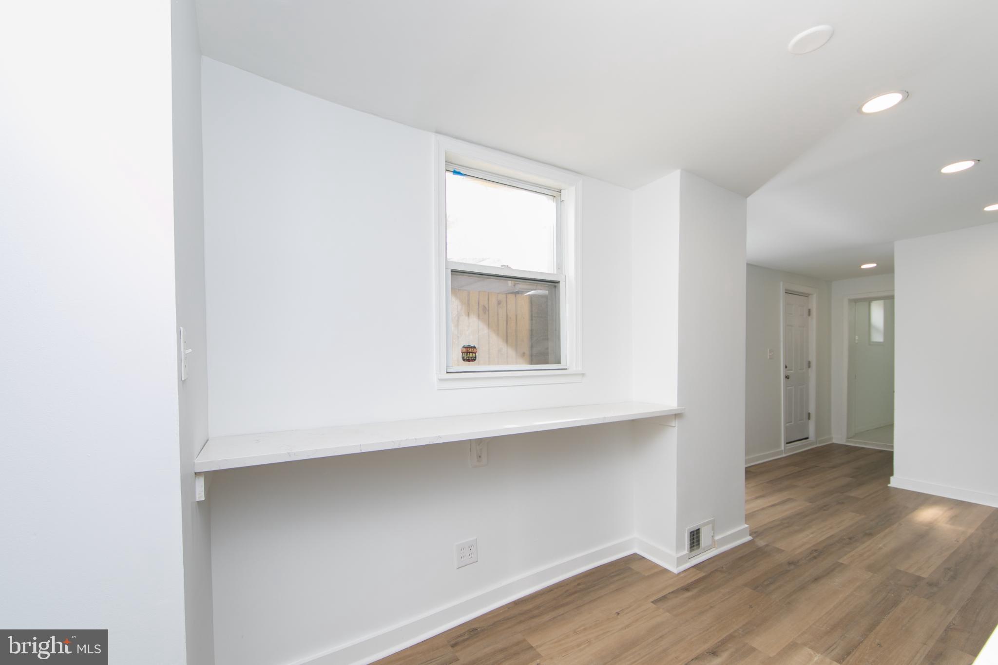 OLDE KENSINGTON - Residential