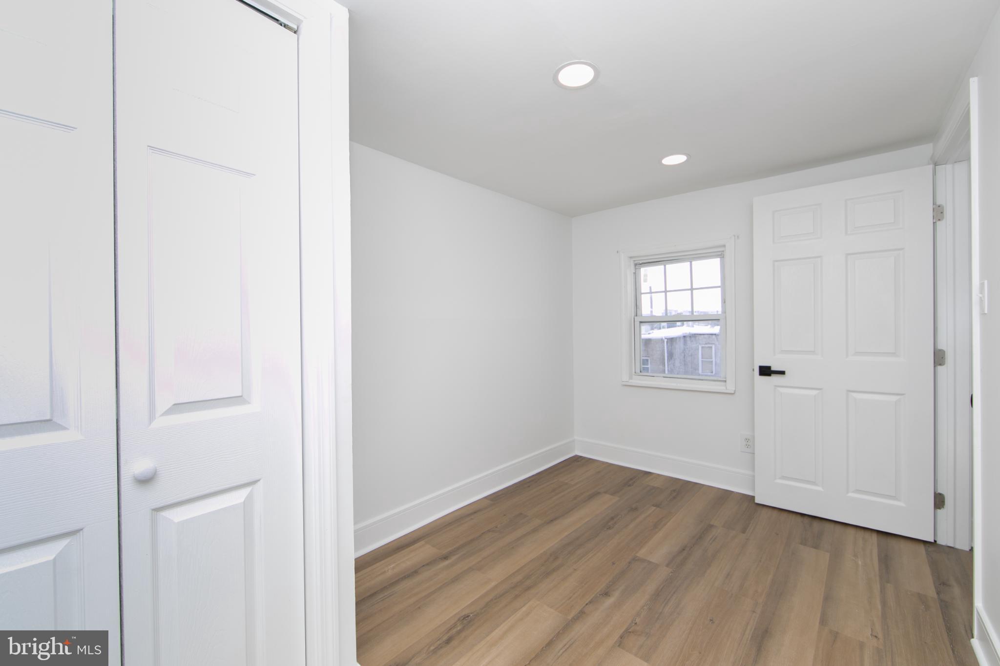 OLDE KENSINGTON - Residential