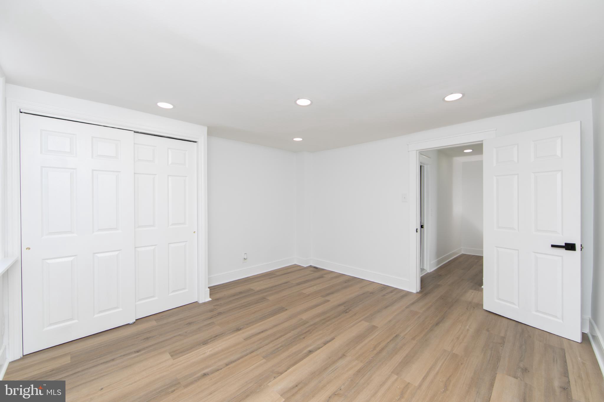 OLDE KENSINGTON - Residential