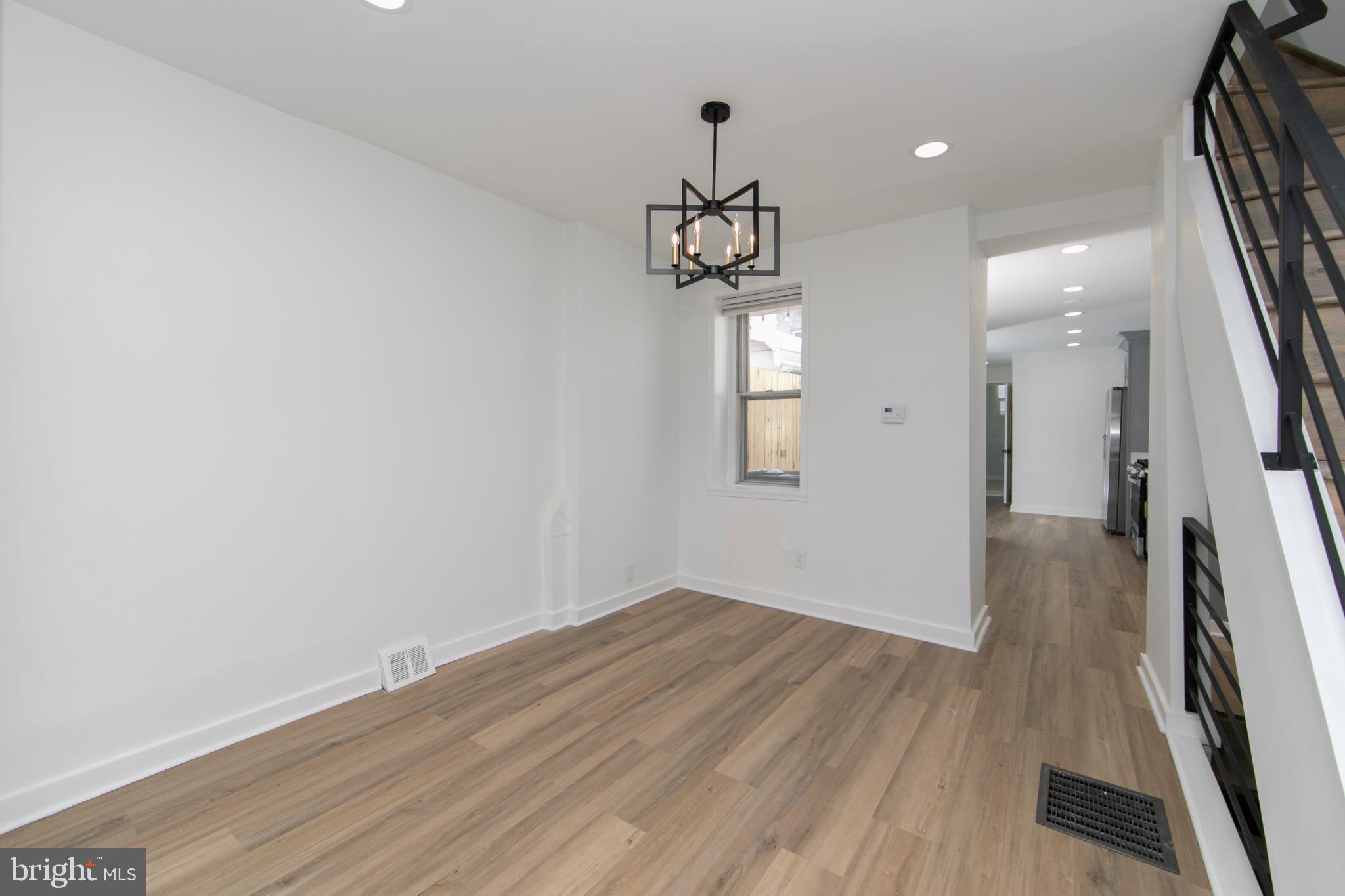 OLDE KENSINGTON - Residential