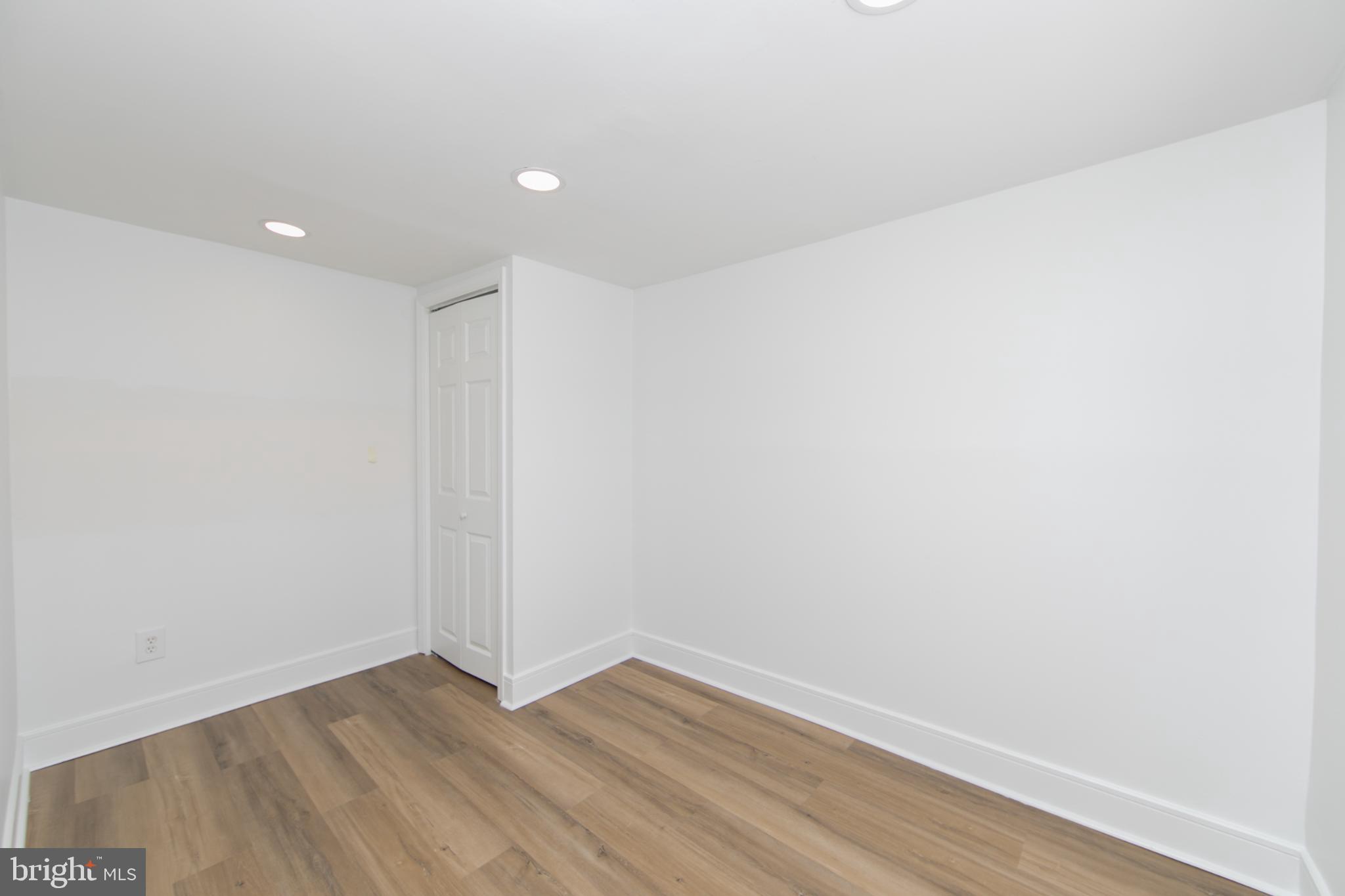 OLDE KENSINGTON - Residential