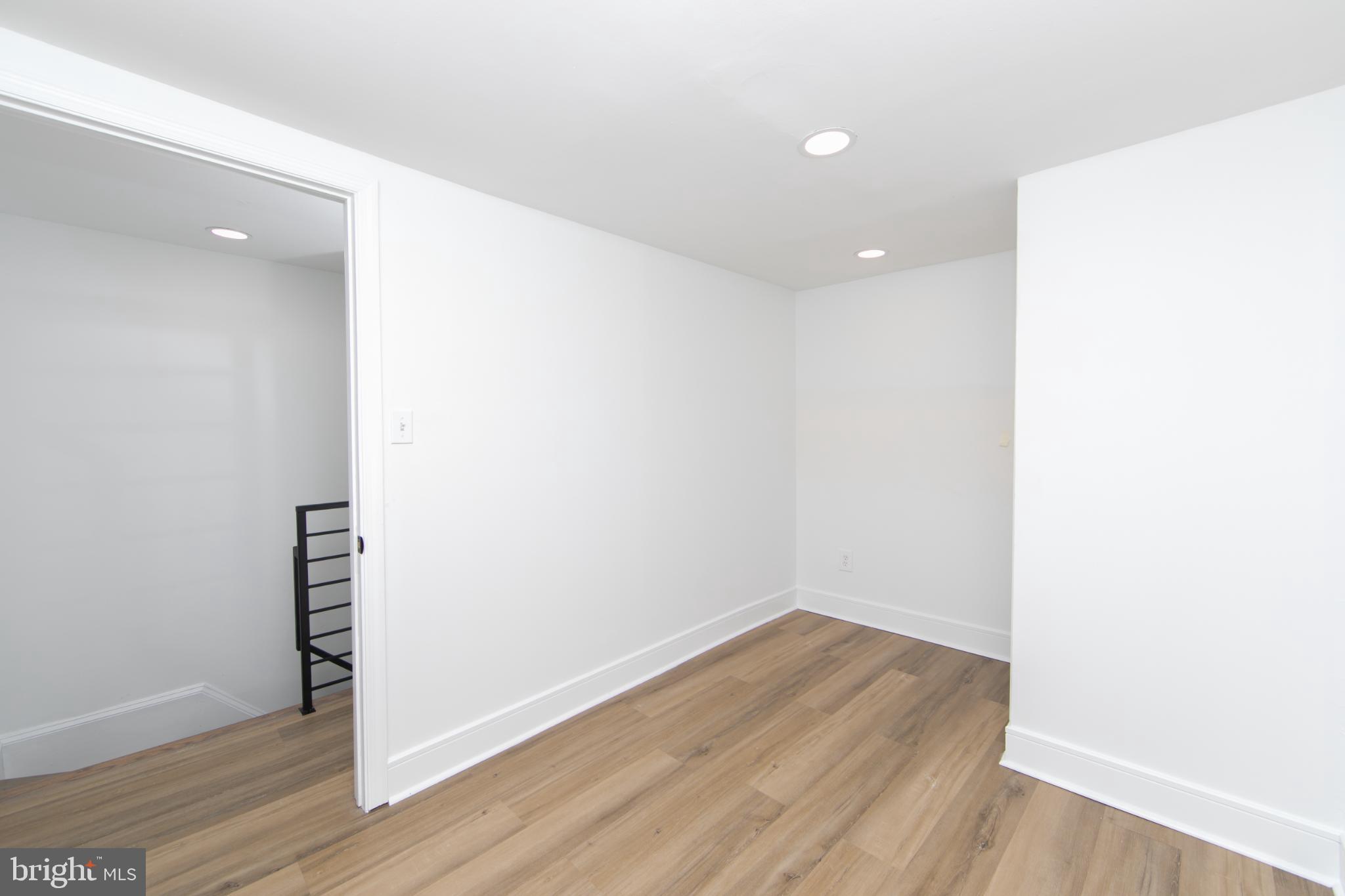 OLDE KENSINGTON - Residential