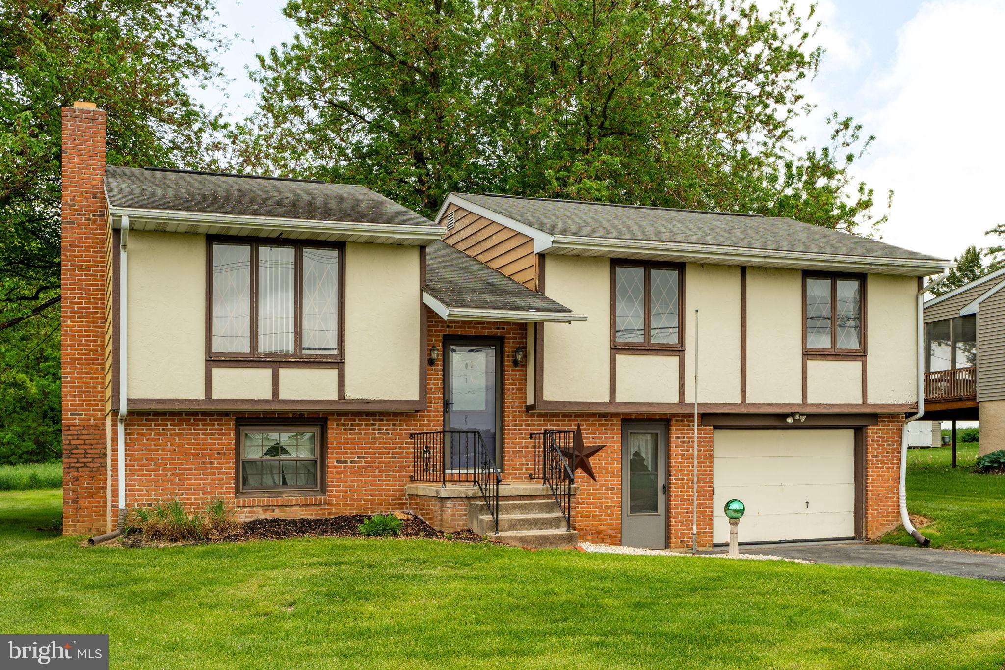 1721 PIONEER ROAD