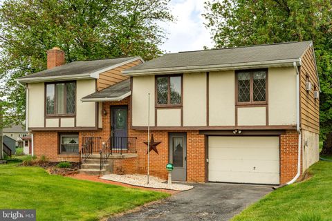 1721 PIONEER ROAD LANCASTER PA 17602