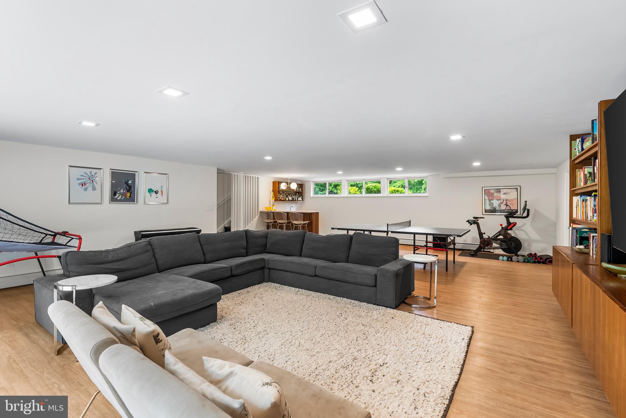 HAMPTON - Residential