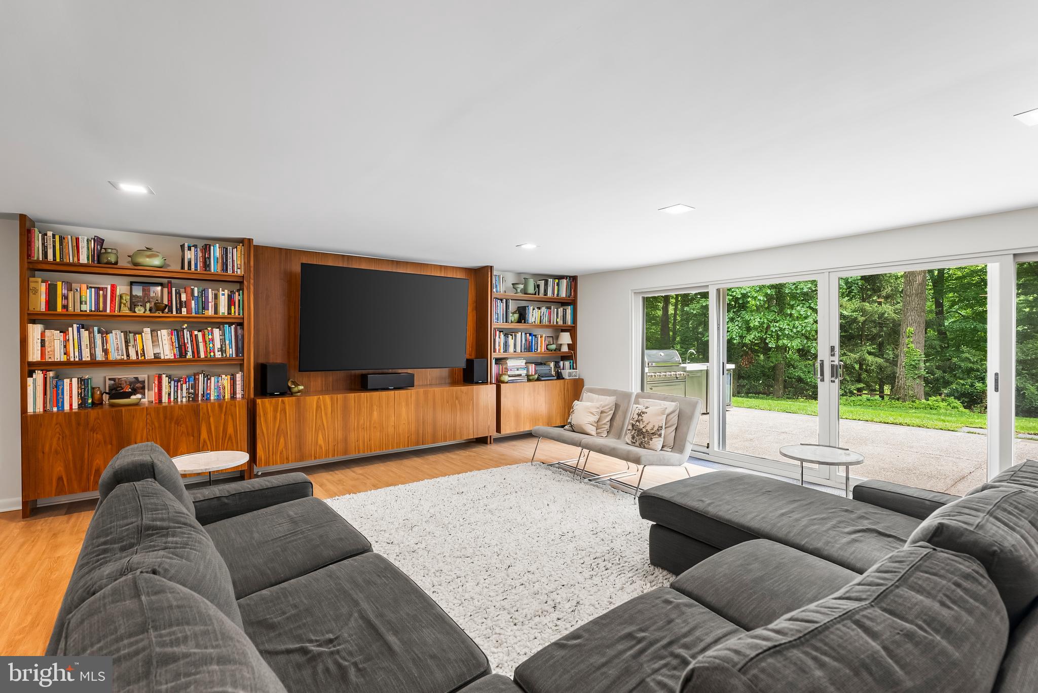 HAMPTON - Residential