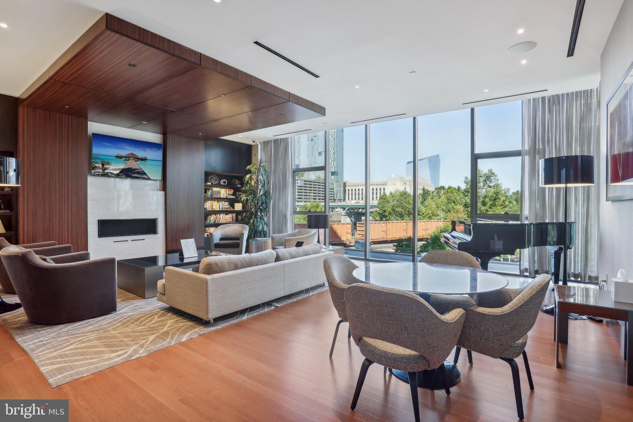 FITLER SQUARE - Residential