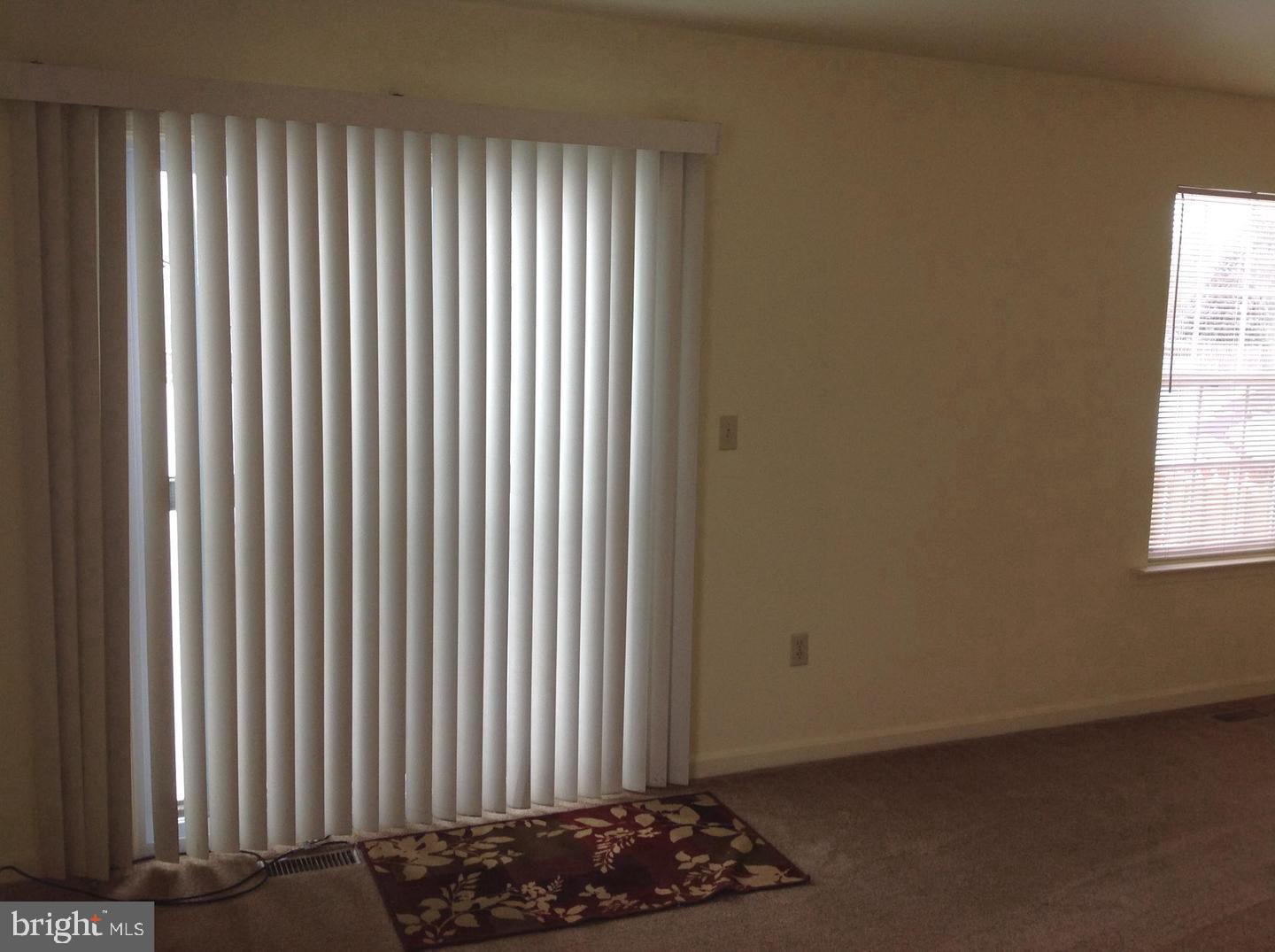 ROBIN MEADOWS - Residential Lease