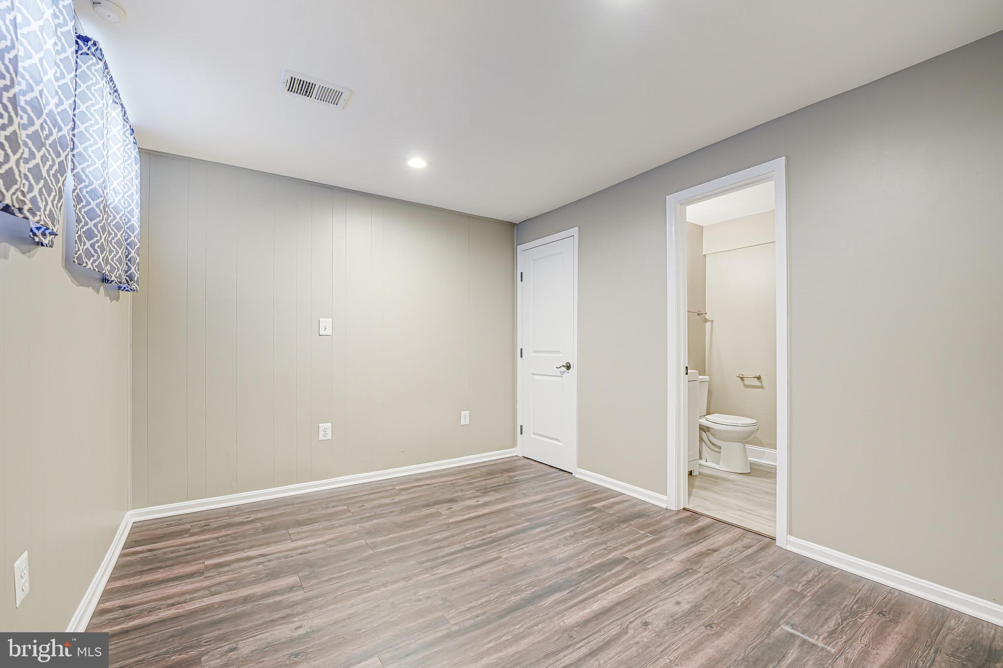 MONTCLAIR ST3 - Residential Lease