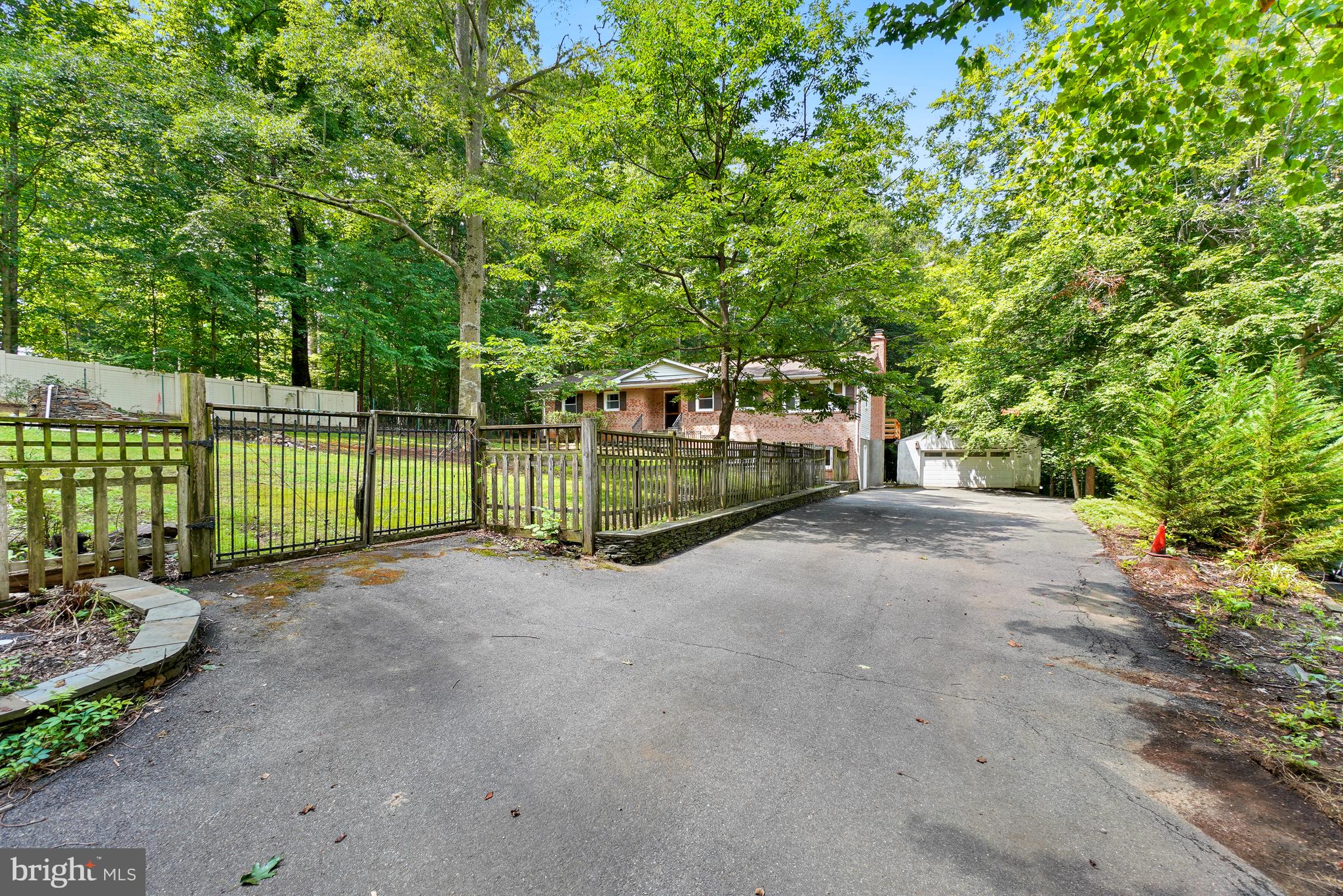 12312 WHITE EAGLE DRIVE
