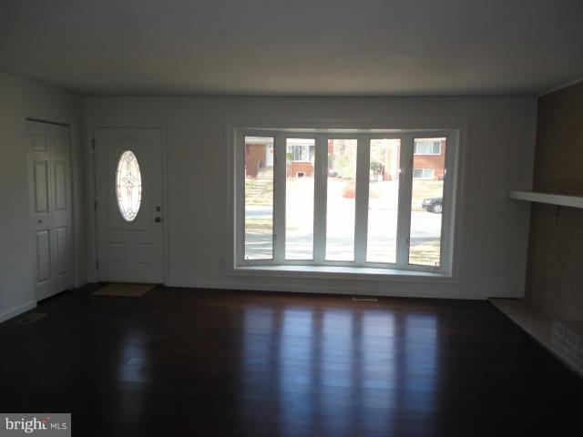 ROSECROFT PARK - Residential