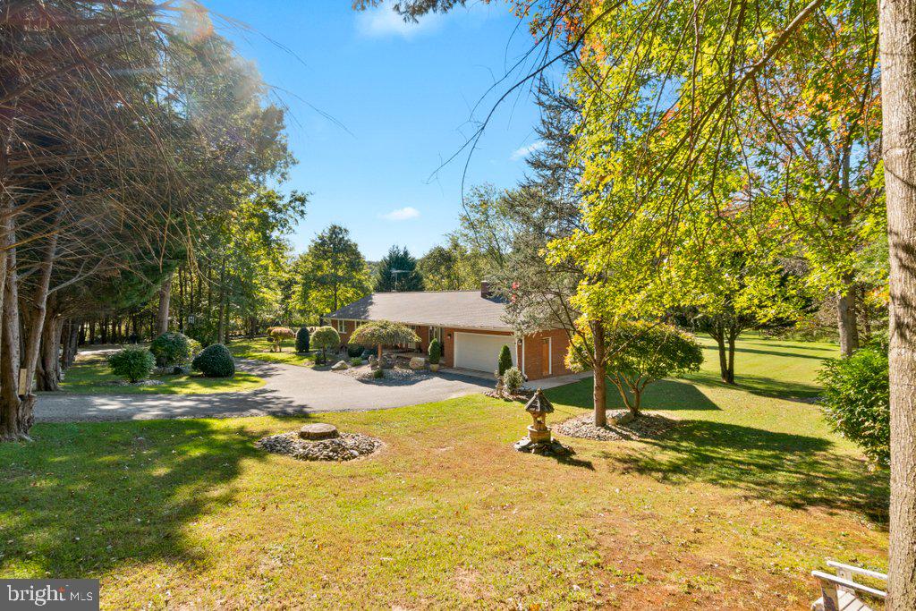 BONAPARTE ESTATES - Residential