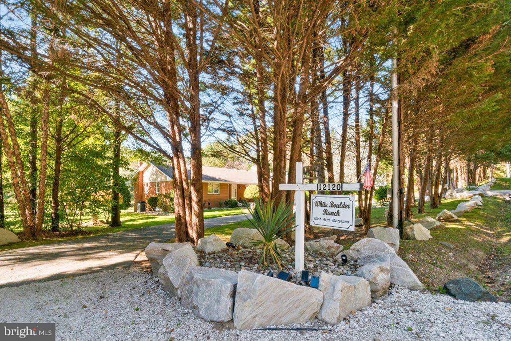 BONAPARTE ESTATES - Residential