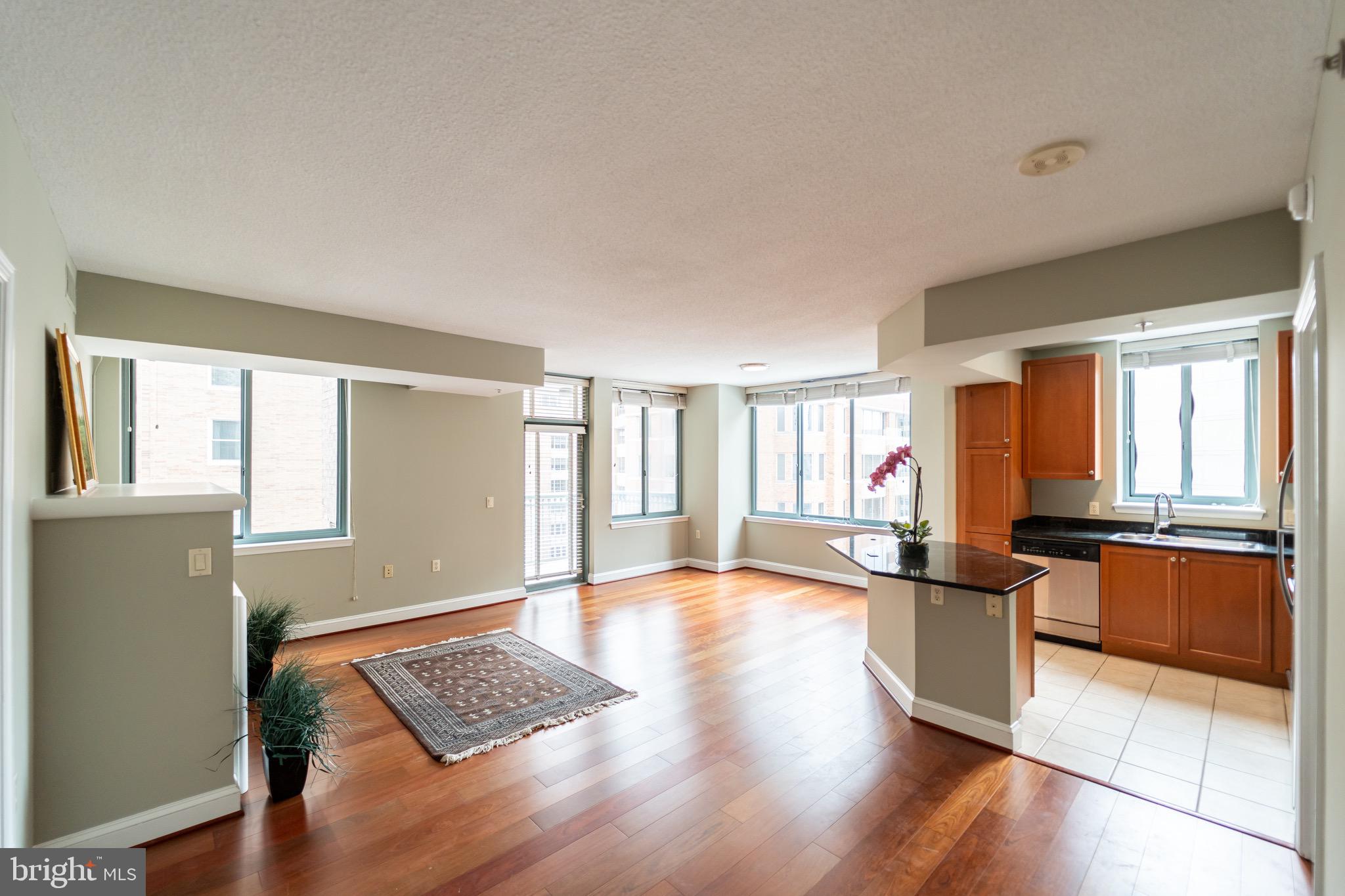 851 N GLEBE ROAD 1005