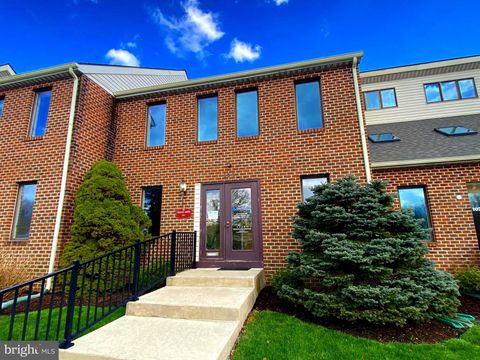 Photo of 104 Schubert Drive #C104, DOWNINGTOWN, PA 19335 (MLS # PACT2124006)