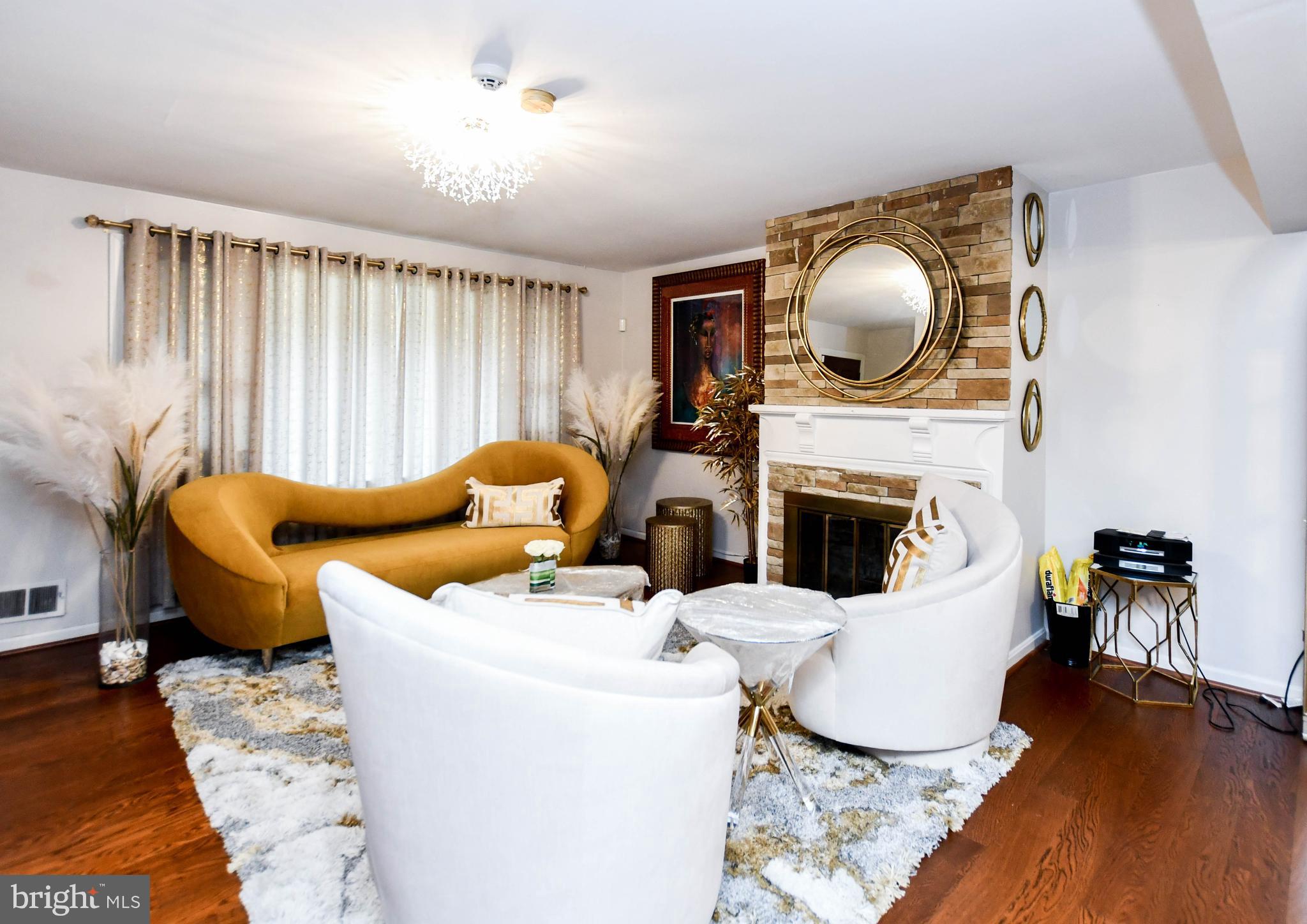 6510 TROWBRIDGE PLACE