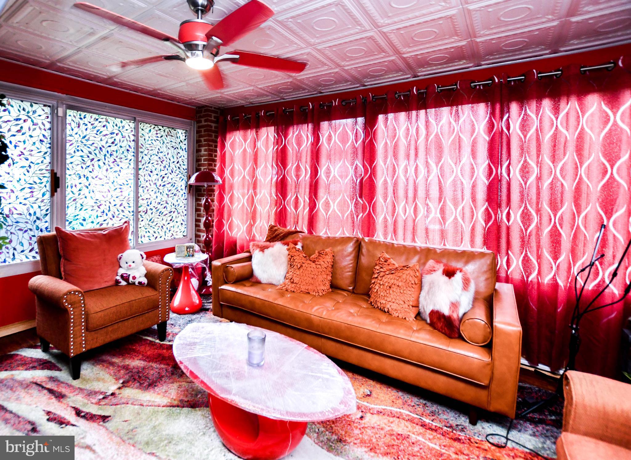 ROSECROFT PARK - Residential