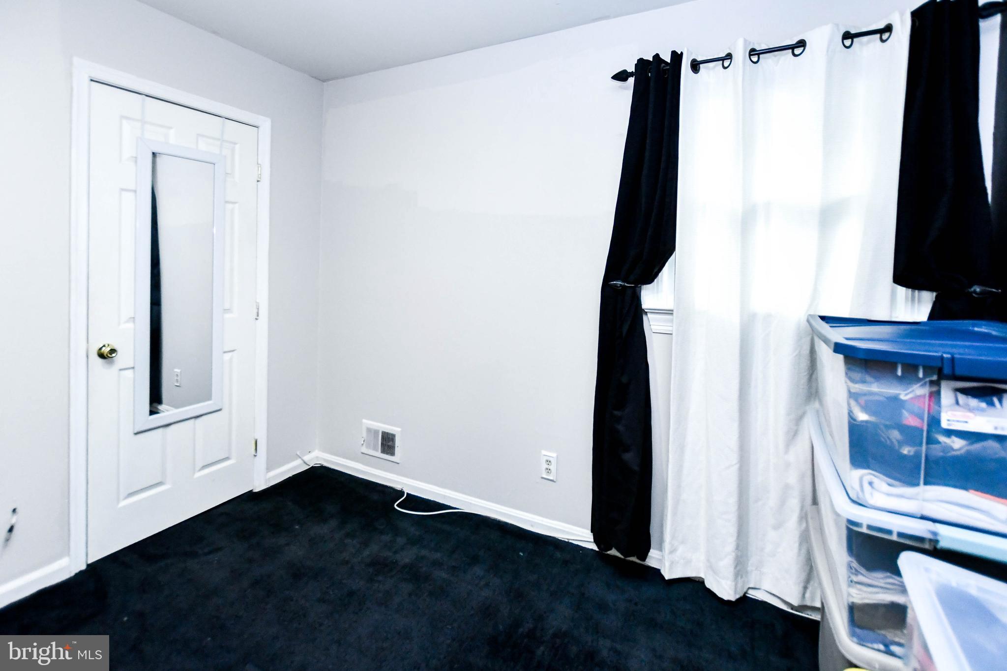 ROSECROFT PARK - Residential