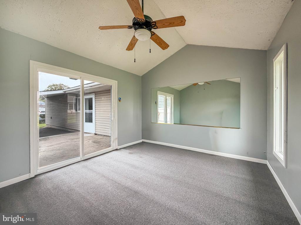 MAGNOLIA HILL - Residential