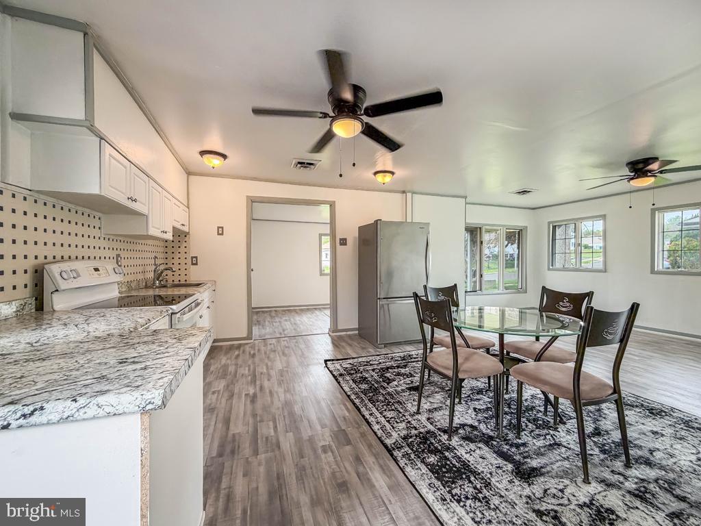 MAGNOLIA HILL - Residential