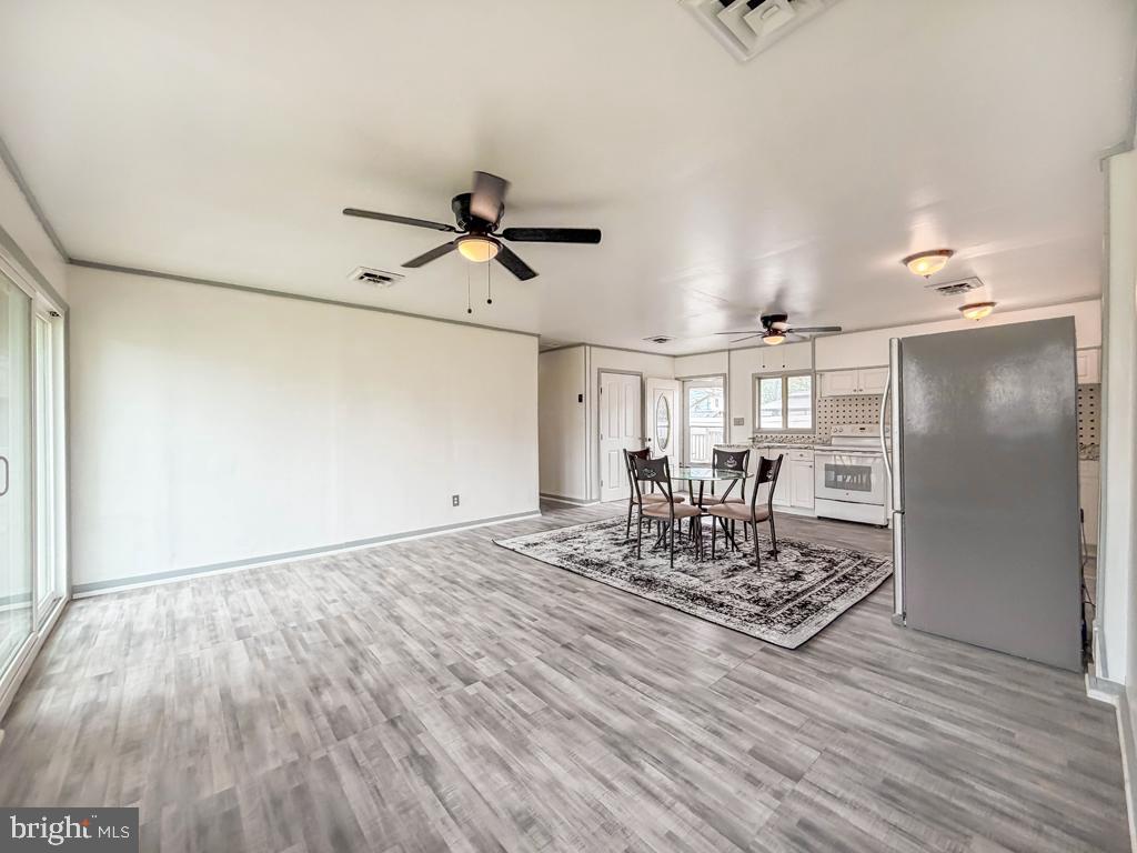 MAGNOLIA HILL - Residential