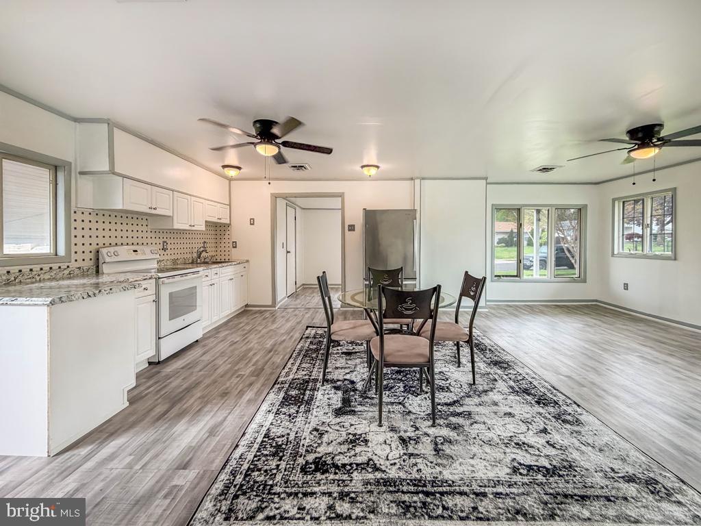 MAGNOLIA HILL - Residential