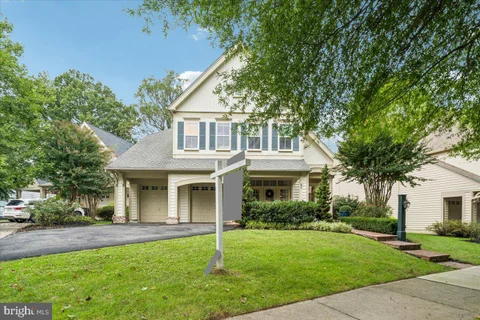 17714 Hidden Garden Lane, Ashton, MD MLS: MDMC2252376
