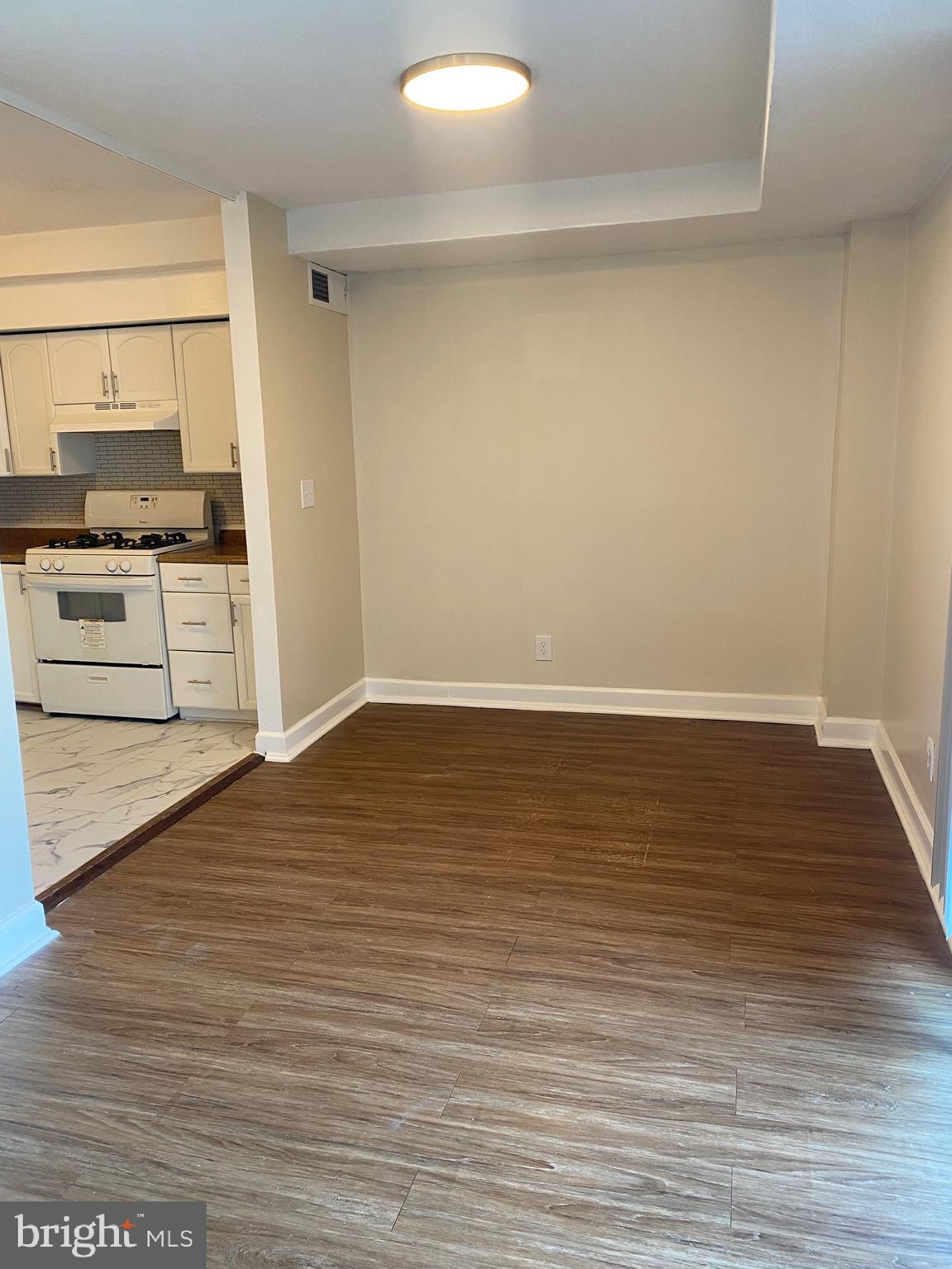 HYATTSVILLE - Residential Lease