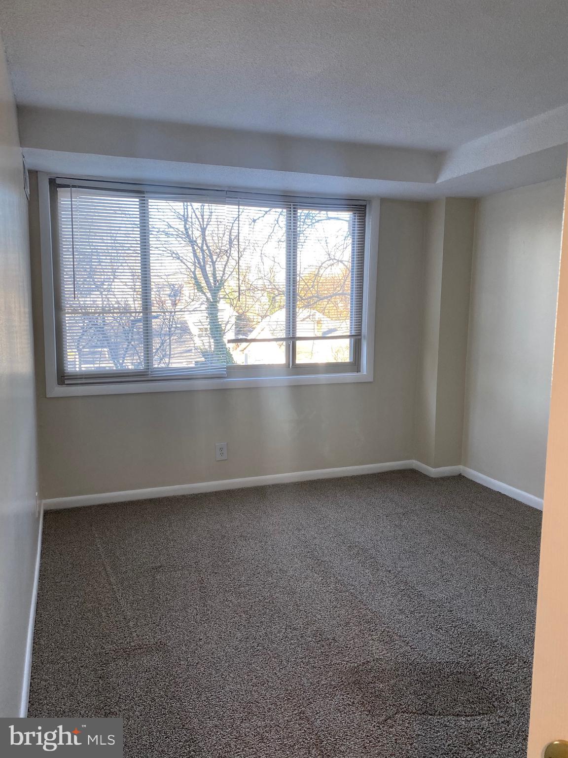 HYATTSVILLE - Residential Lease