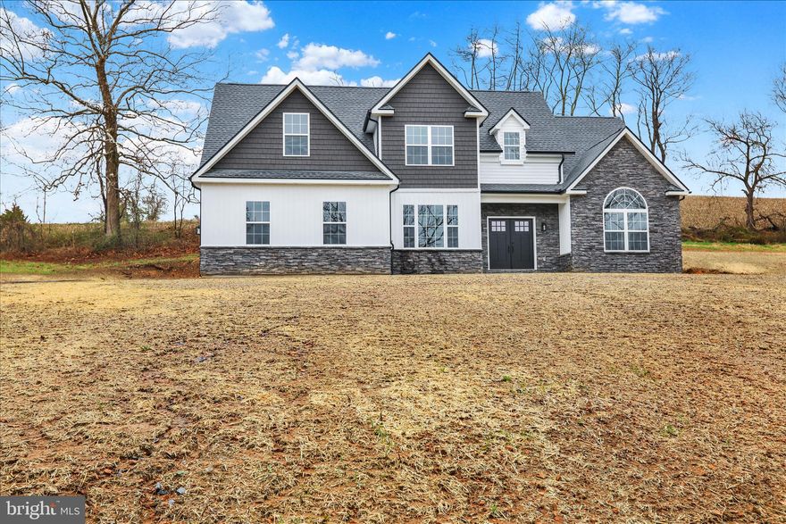 New construction home to be built.  Buyer will have the ability to choose fixtures, finishes and paint selection.  



*IMAGES SHOWN ARE A SIMILAR MODEL AND FOR DEMONSTRATION PURPOSES ONLY AND MAY SHOW UPGRADES NOT INCLUDED IN THE BASE PRICE*