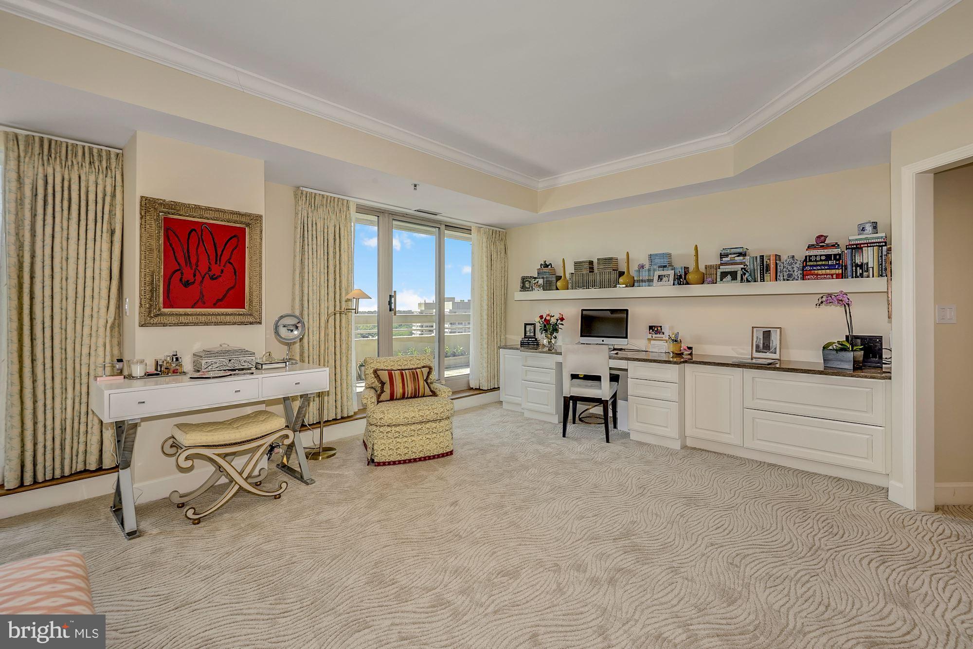 SOMERSET HOUSE - Residential