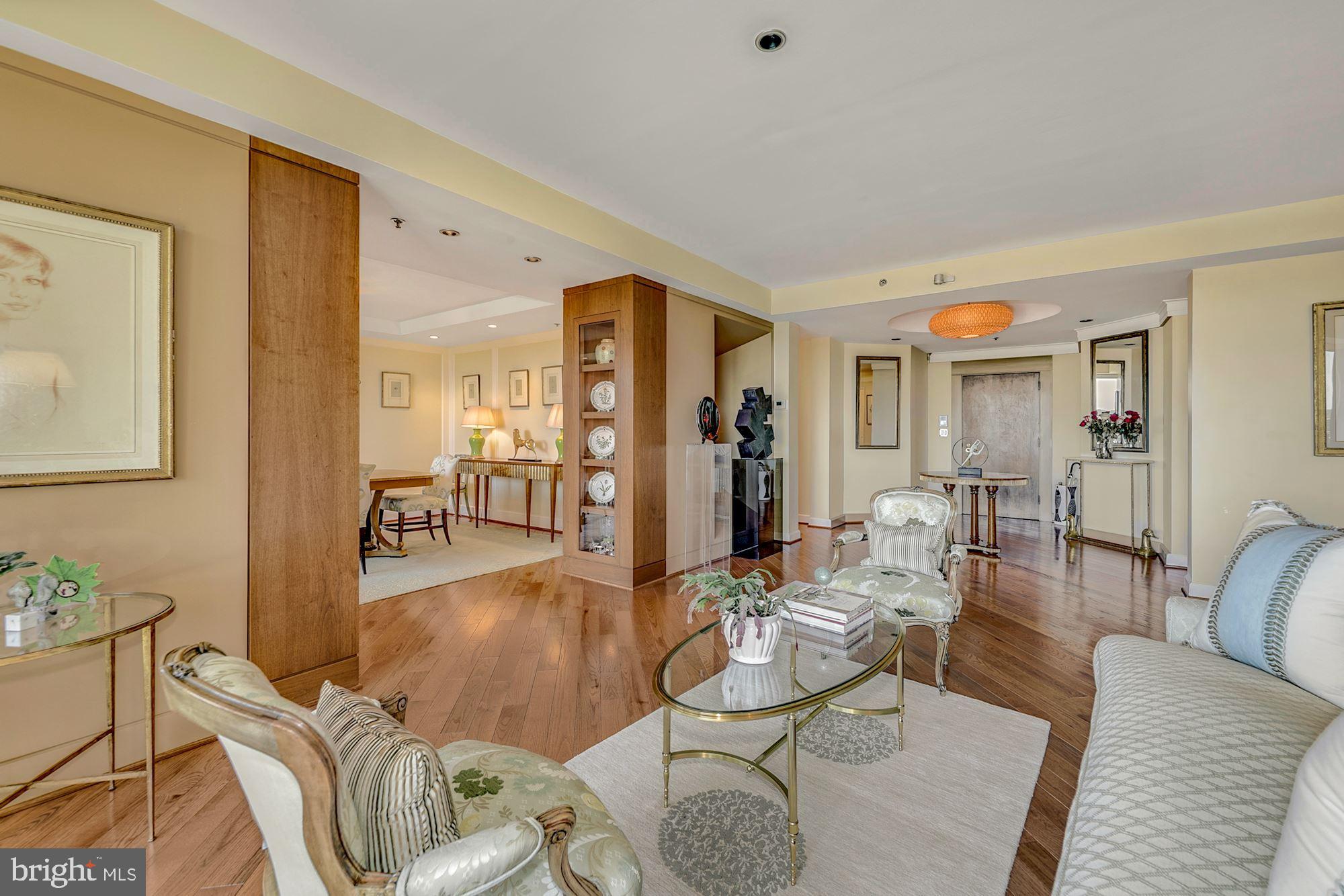 SOMERSET HOUSE - Residential