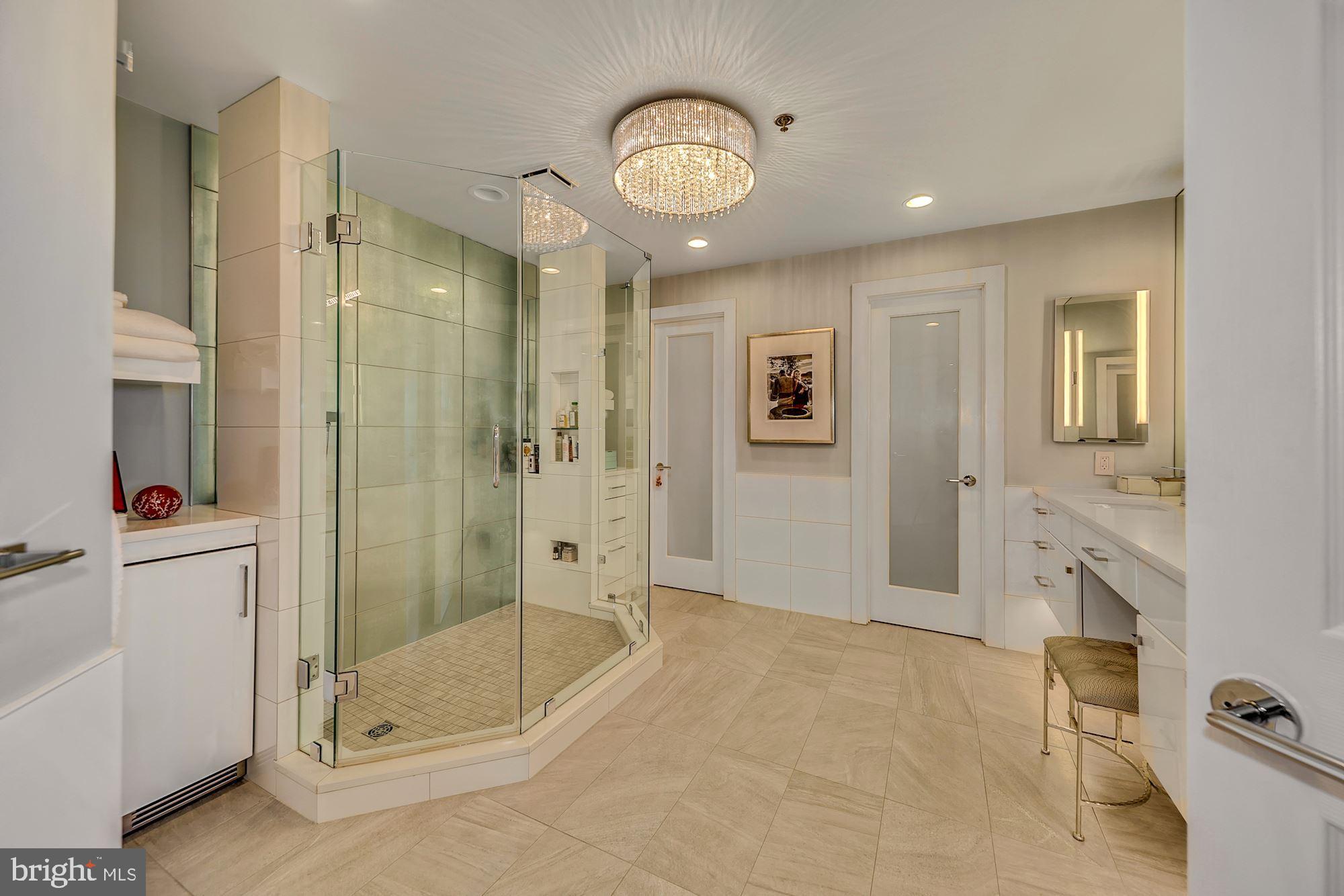 SOMERSET HOUSE - Residential