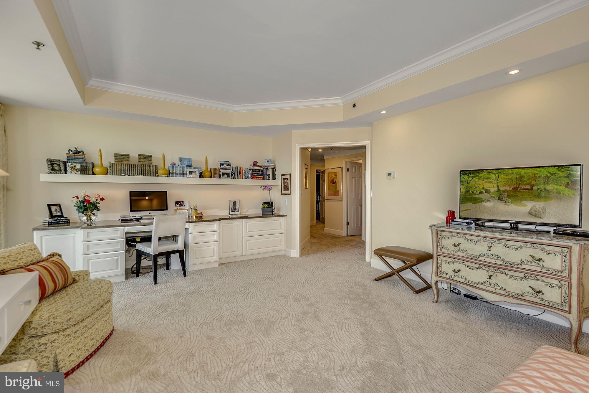 SOMERSET HOUSE - Residential