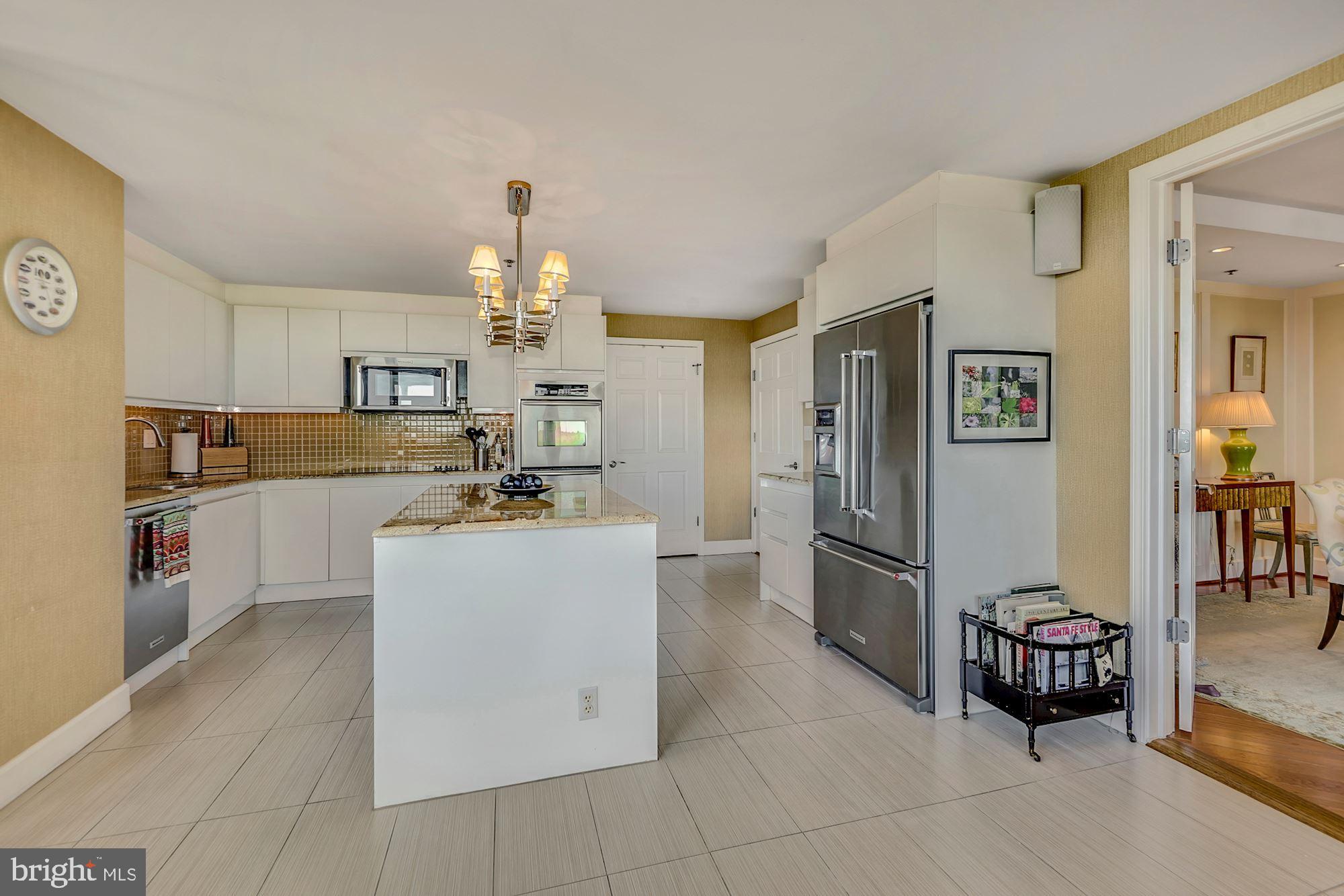 SOMERSET HOUSE - Residential