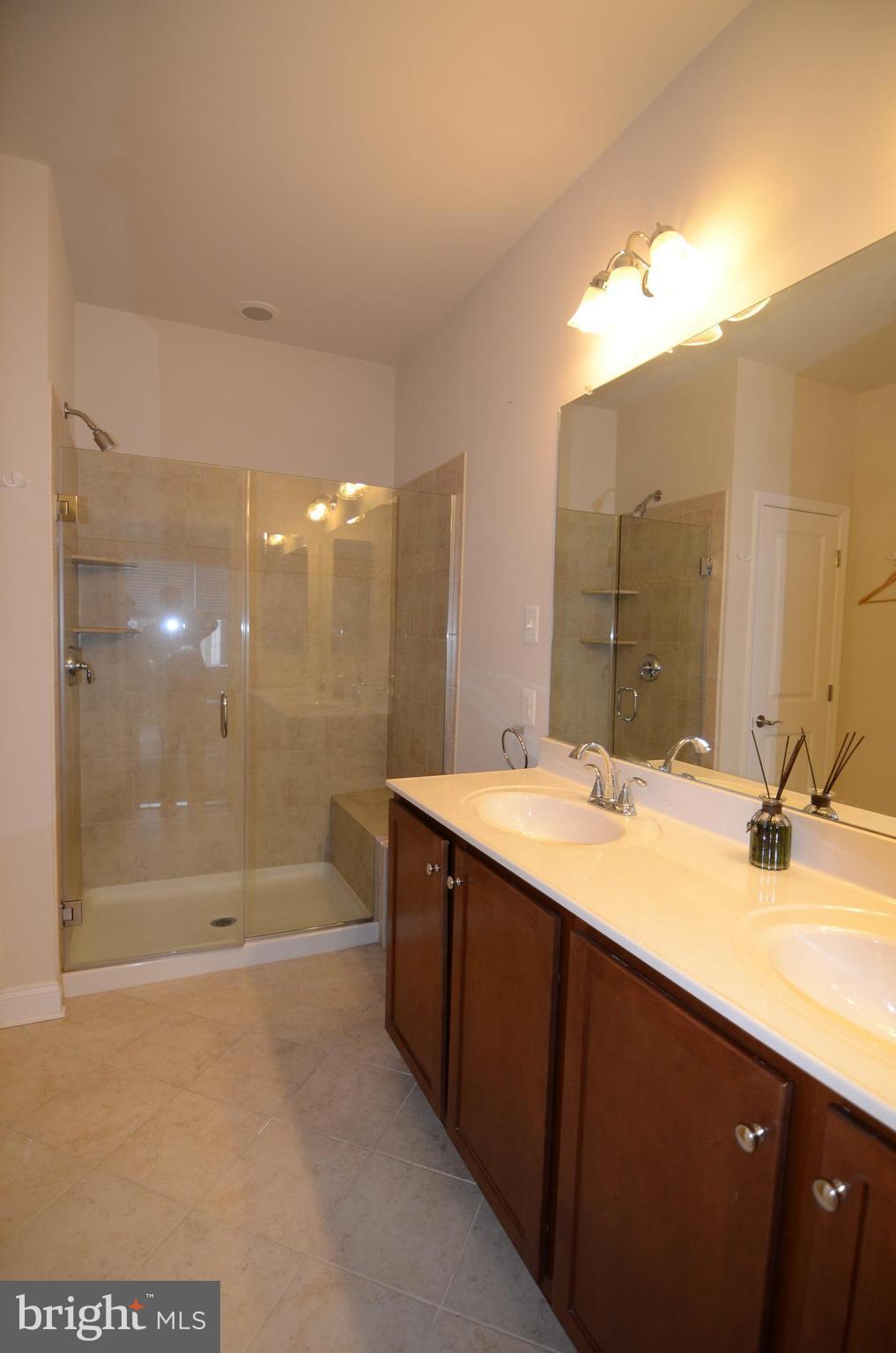 TOWSON GREEN - Residential Lease