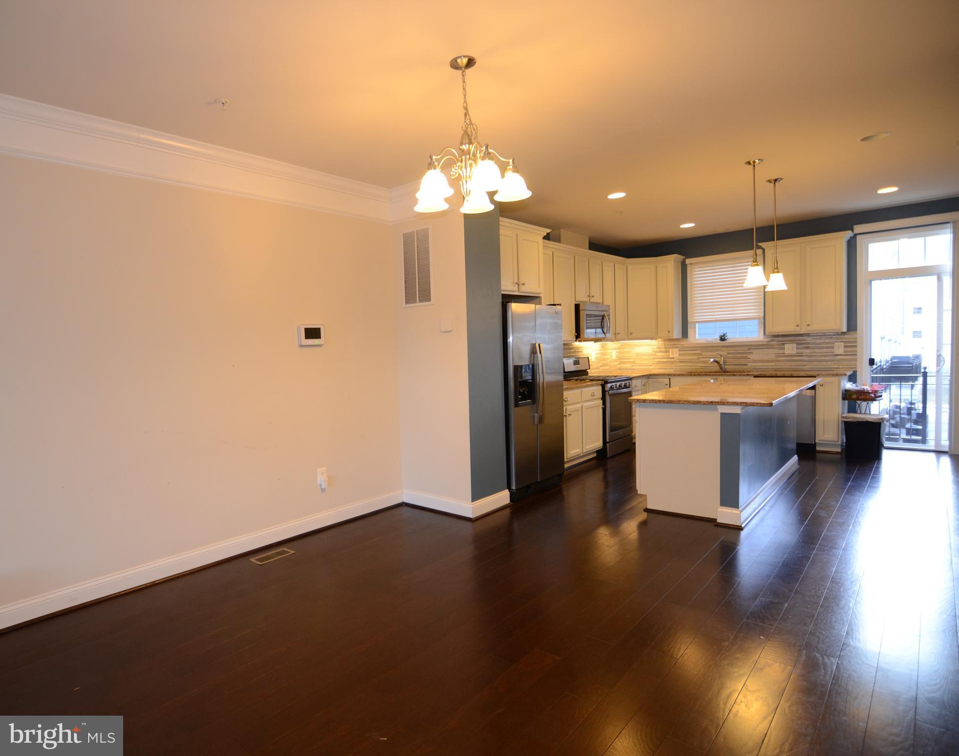 TOWSON GREEN - Residential Lease