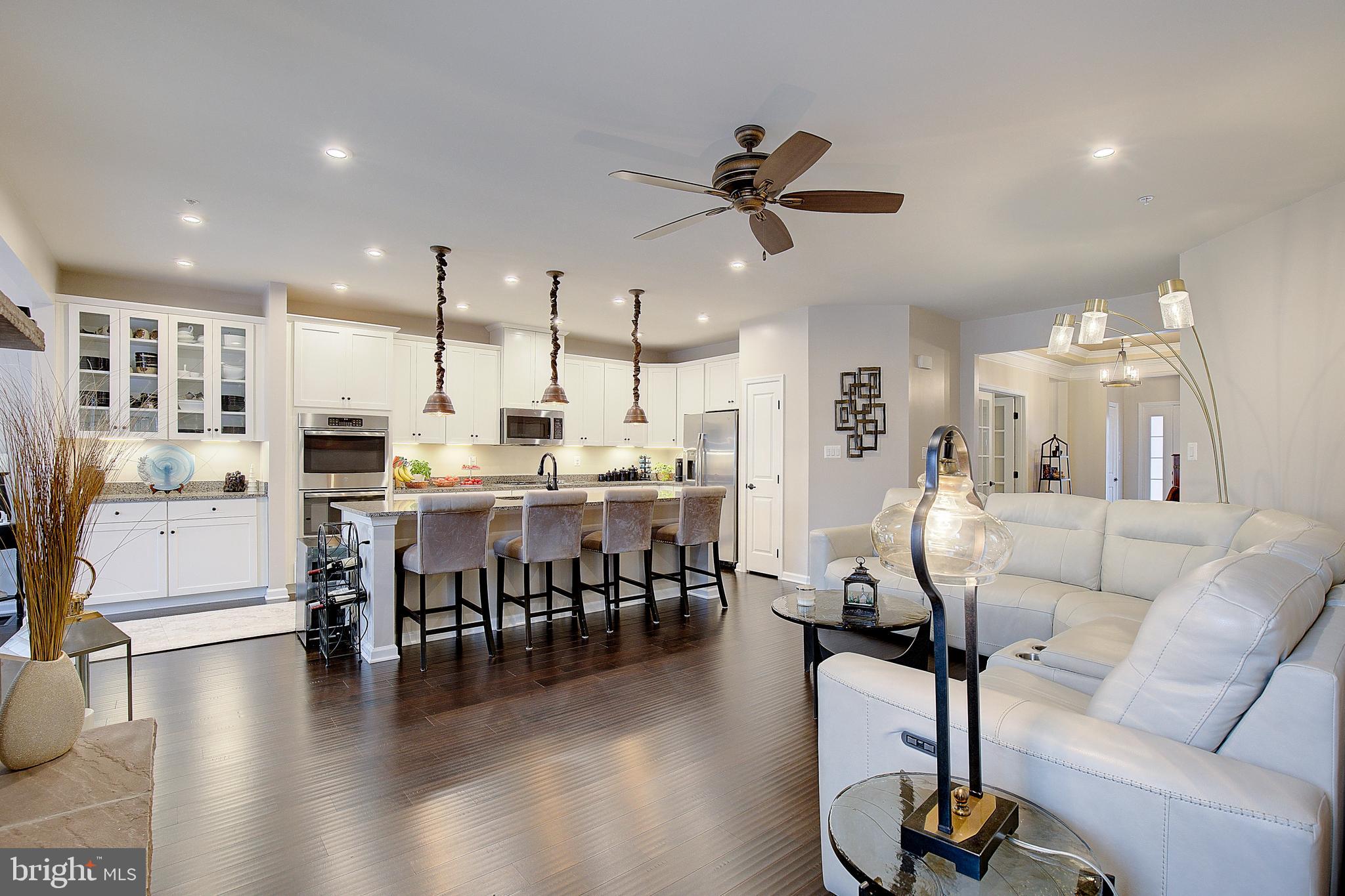 TWO RIVERS - Residential