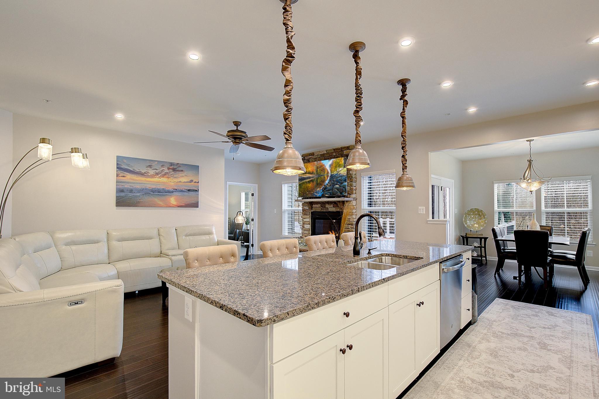 TWO RIVERS - Residential