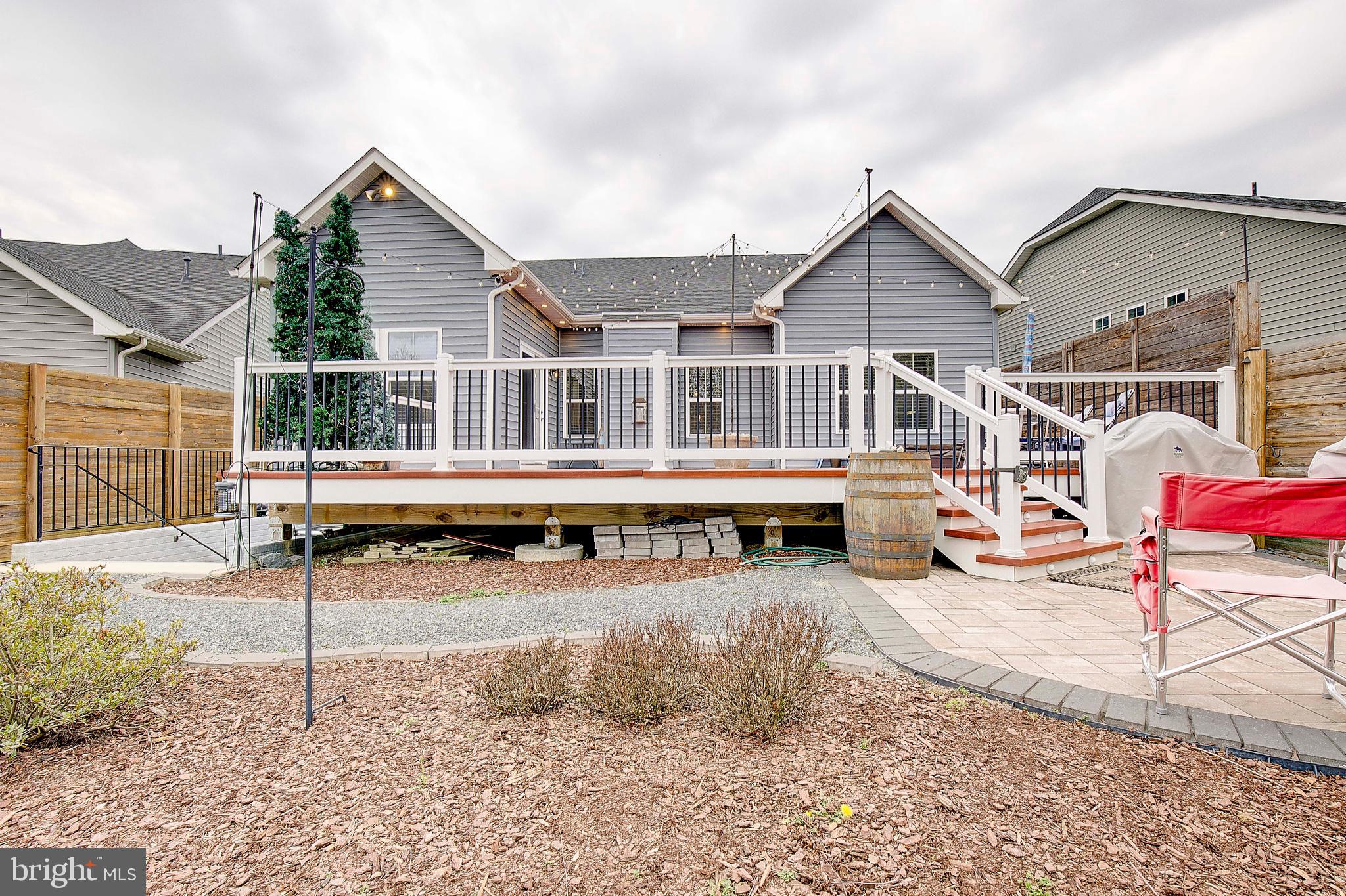 TWO RIVERS - Residential