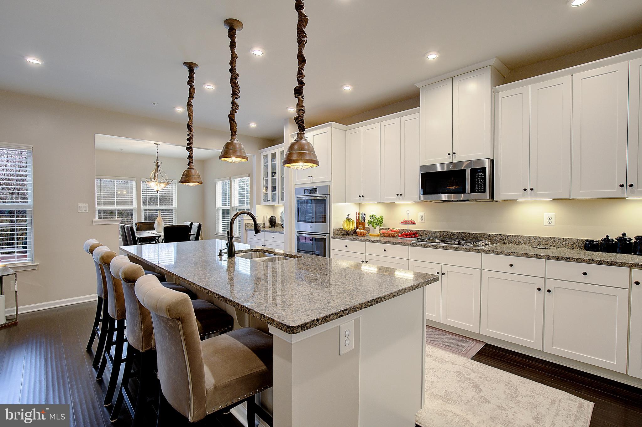 TWO RIVERS - Residential