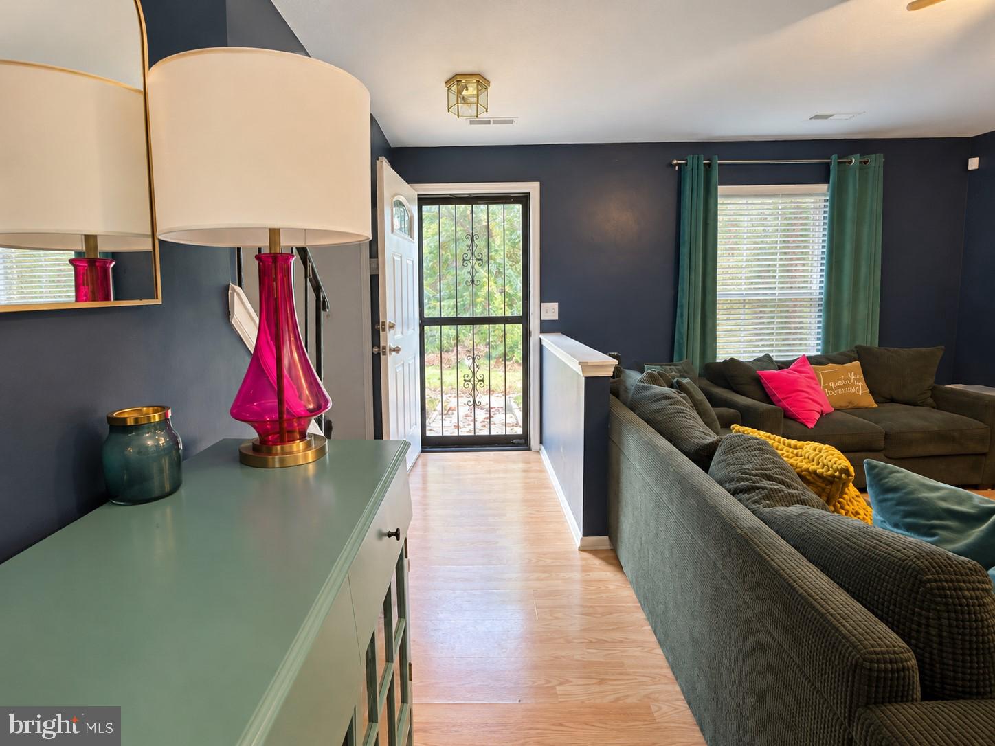 3865 KEARNYS INN PLACE