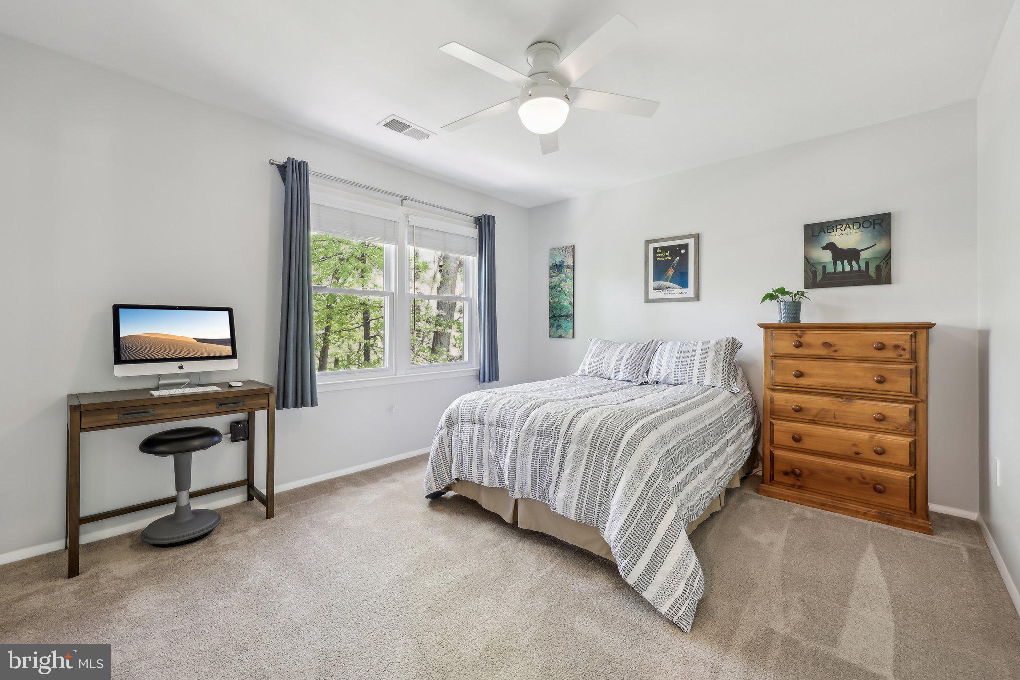 LAKE RIDGE - Residential