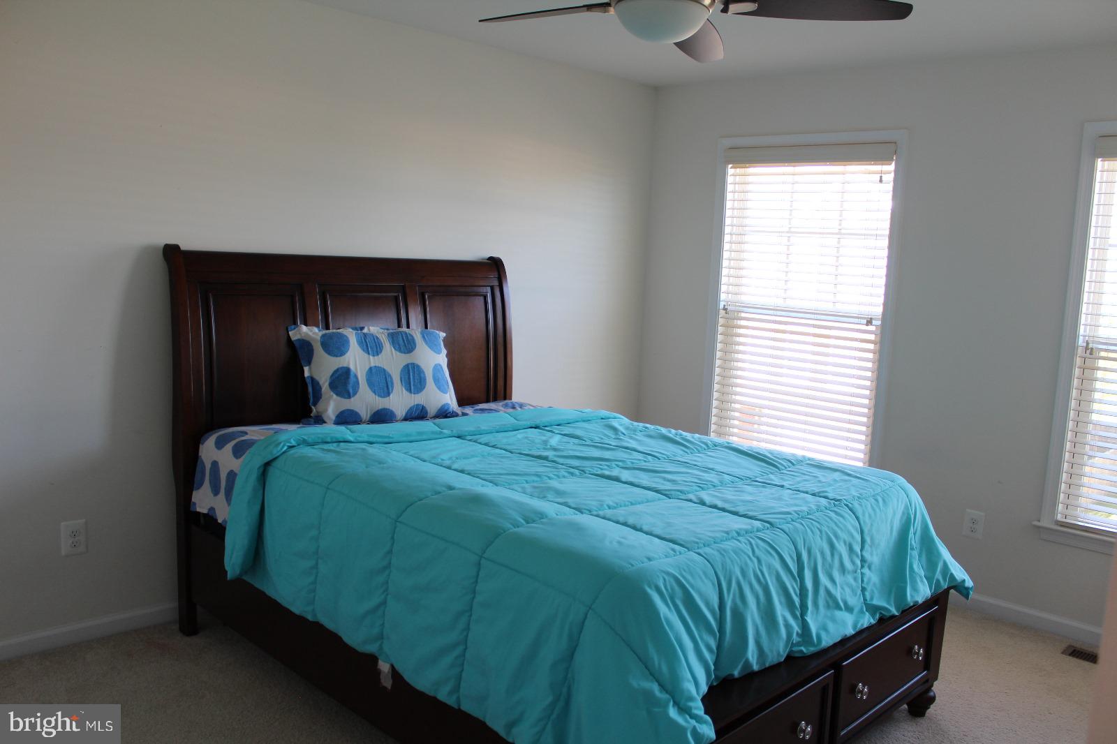 EASTVIEW AT STONE RIDGE - Residential Lease