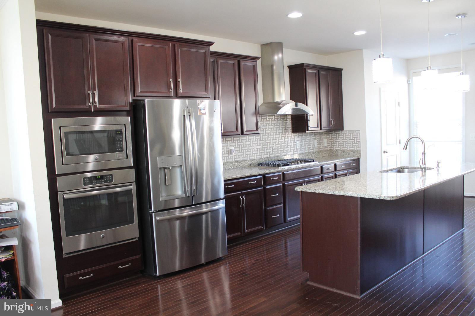 EASTVIEW AT STONE RIDGE - Residential Lease