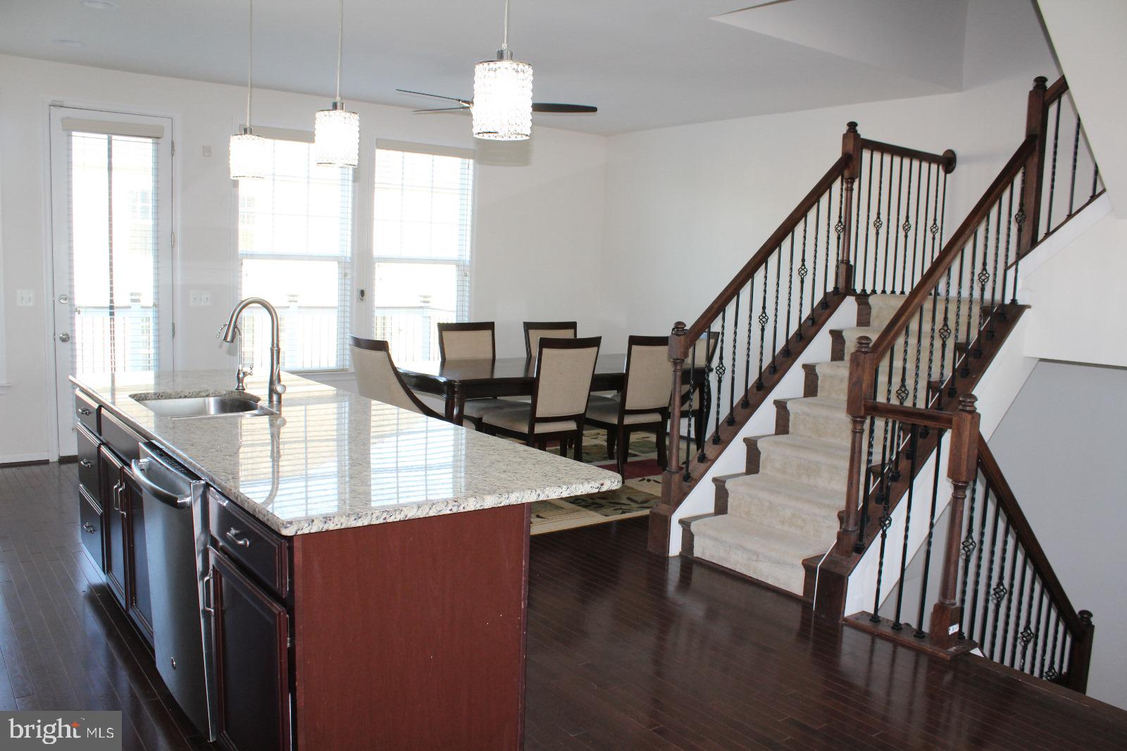 EASTVIEW AT STONE RIDGE - Residential Lease