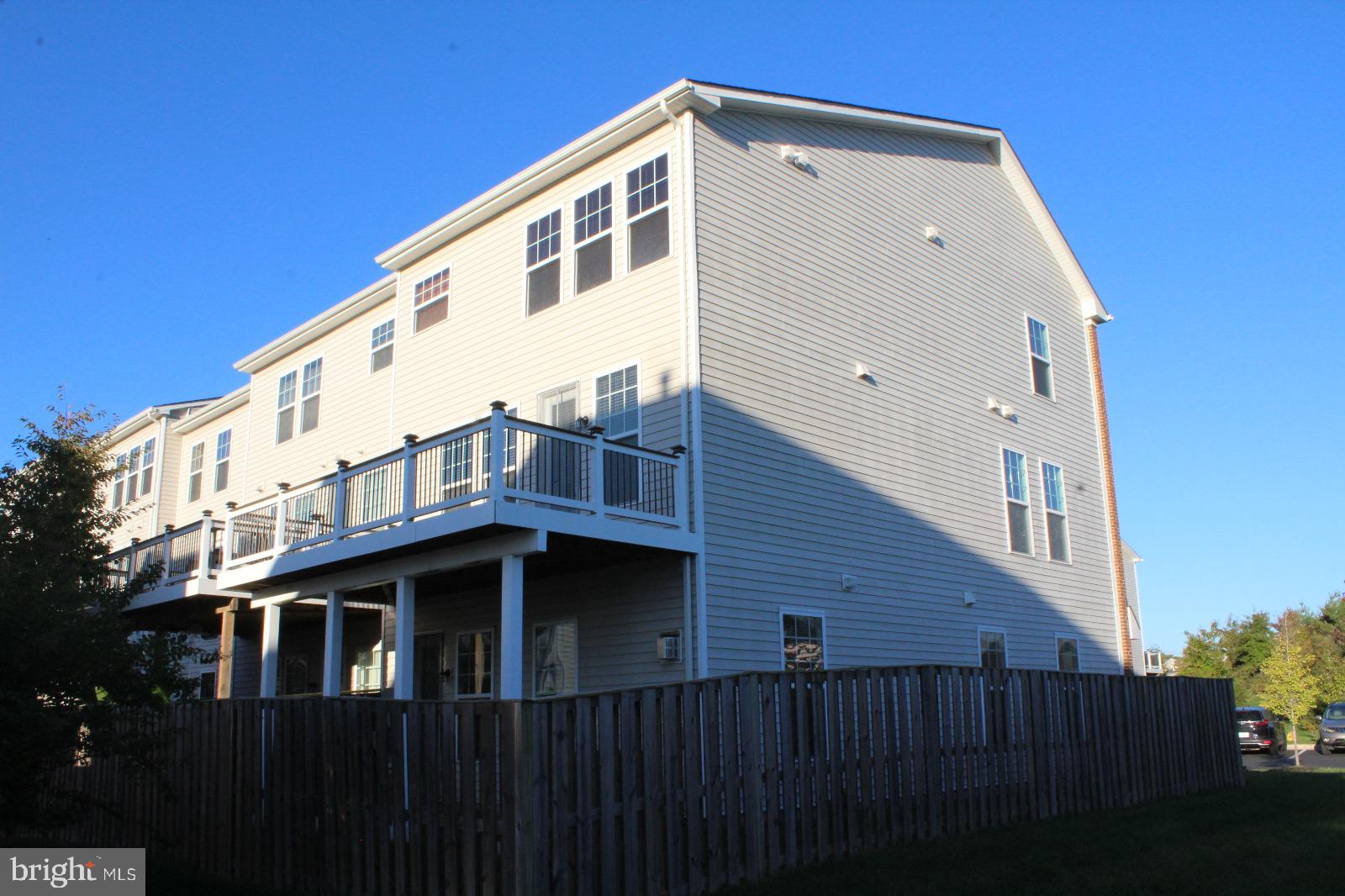 EASTVIEW AT STONE RIDGE - Residential Lease